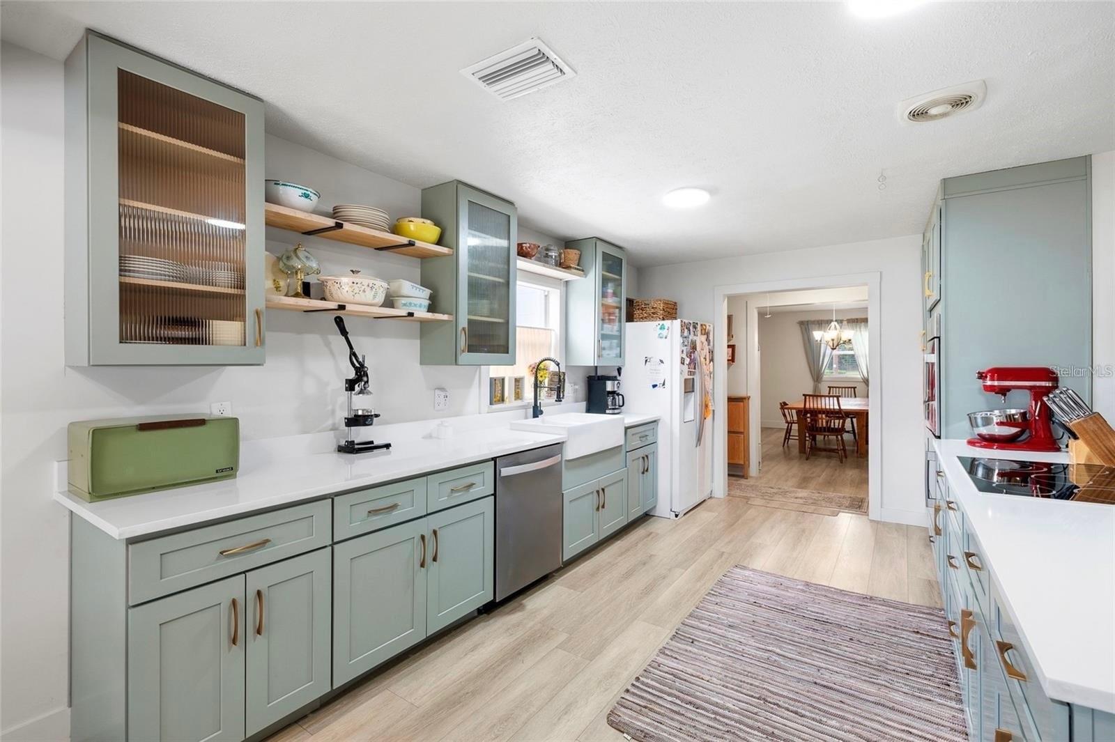 8212 SUNNY VALE PL, TAMPA, FL, 33615