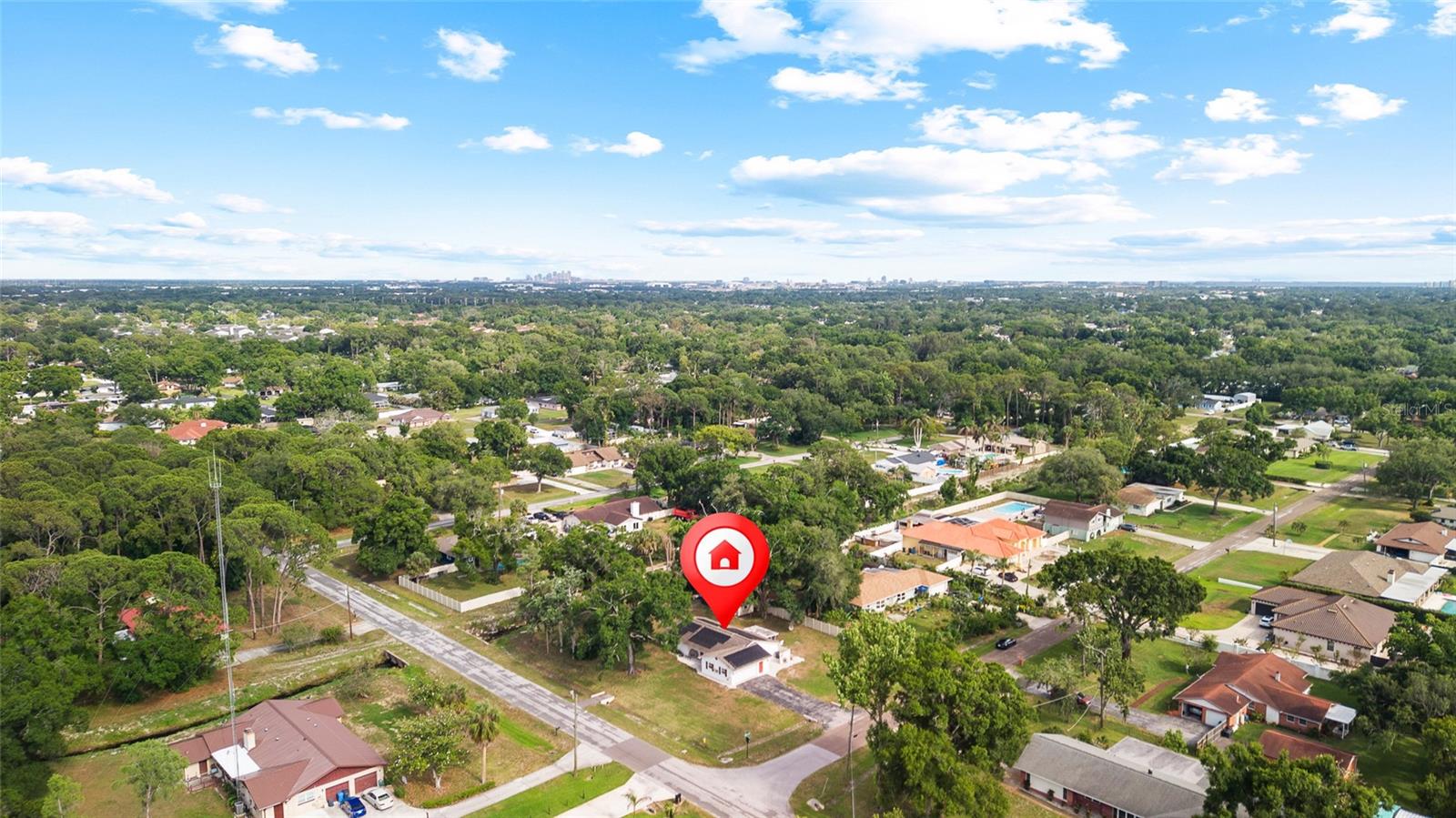 8212 SUNNY VALE PL, TAMPA, FL, 33615