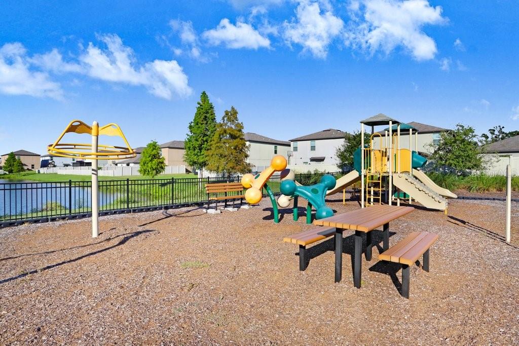 5426 RAINWOOD MEADOWS DR, APOLLO BEACH, FL, 33572