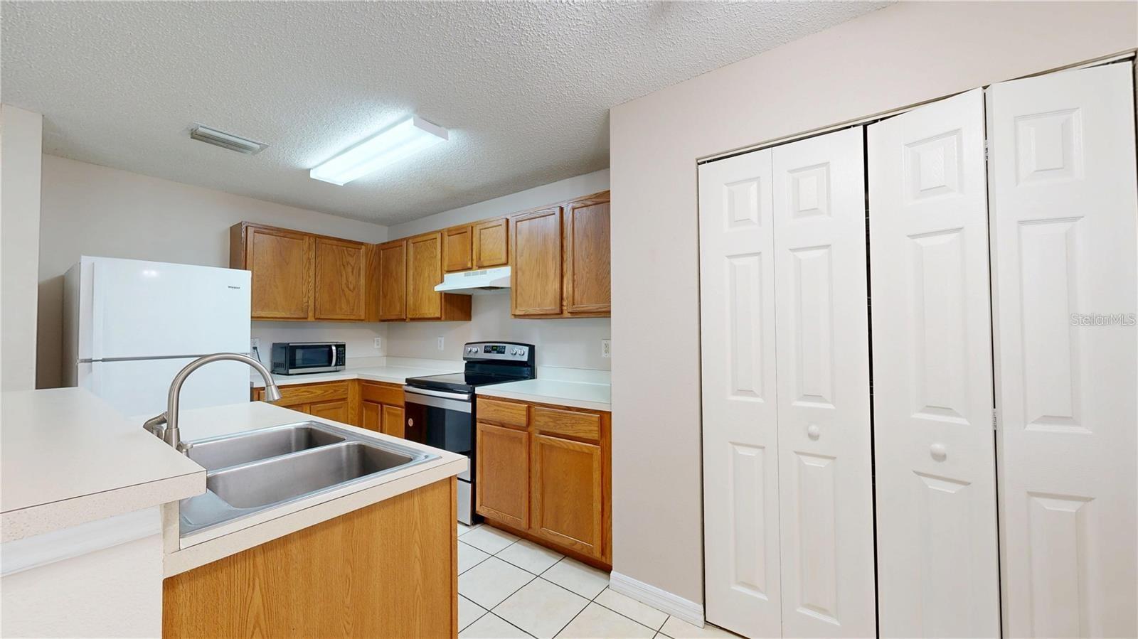 4104 WINDING RIVER WAY, LAND O LAKES, FL, 34639