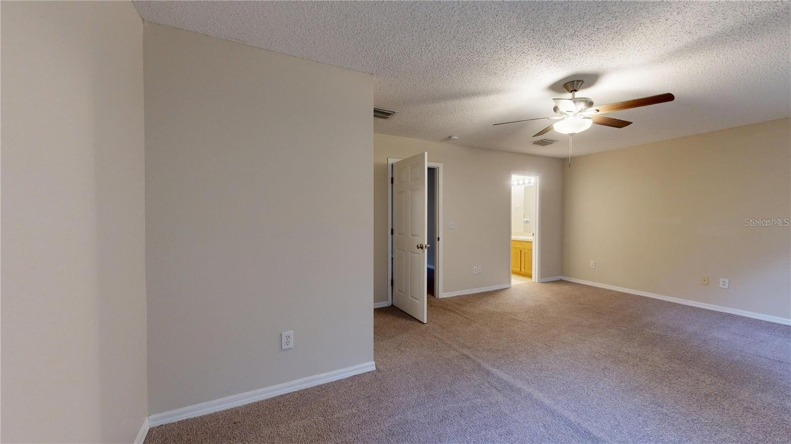 4104 WINDING RIVER WAY, LAND O LAKES, FL, 34639