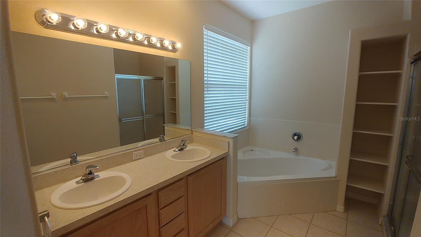 7156 SPIKERUSH CT, LAKEWOOD RANCH, FL, 34202