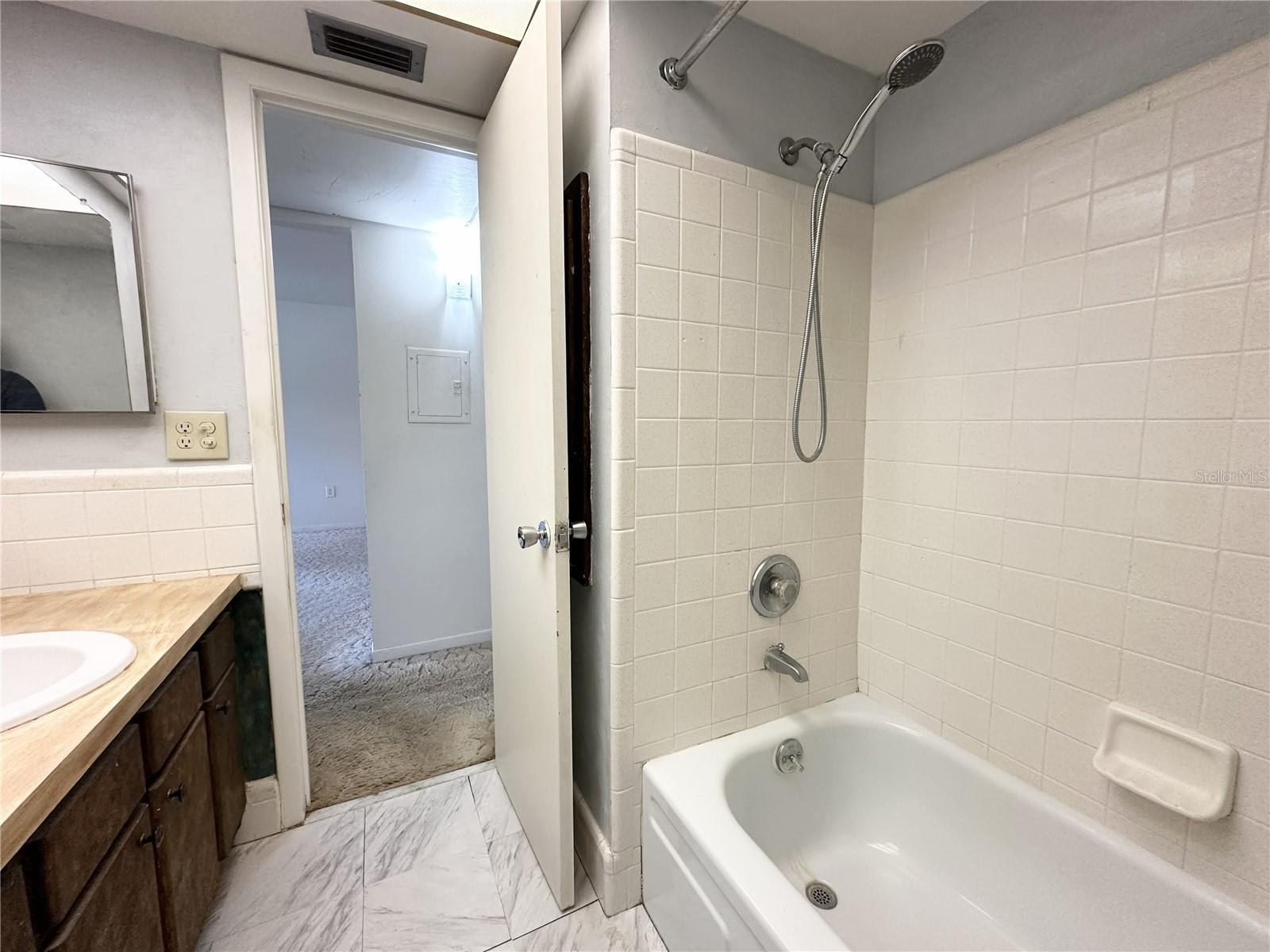 5728 14TH AVE N #206B, ST PETERSBURG, FL, 33710