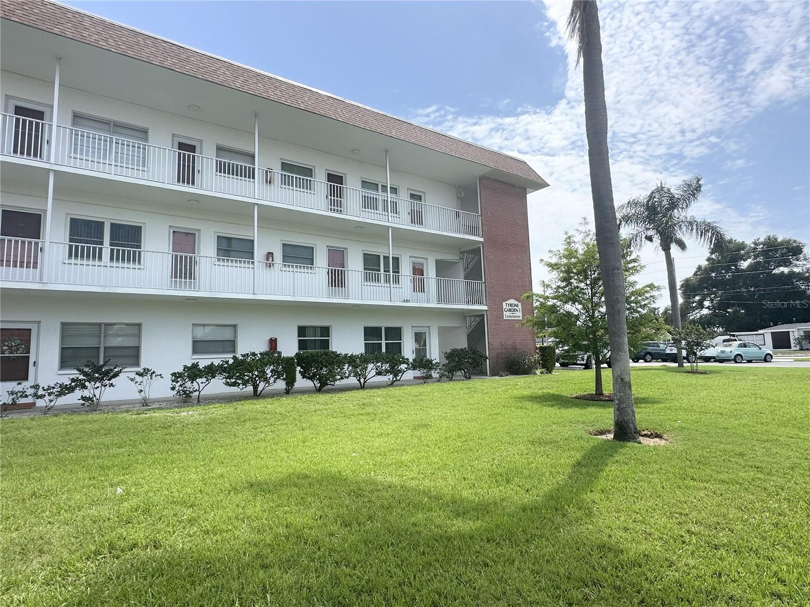 5728 14TH AVE N #206B, ST PETERSBURG, FL, 33710