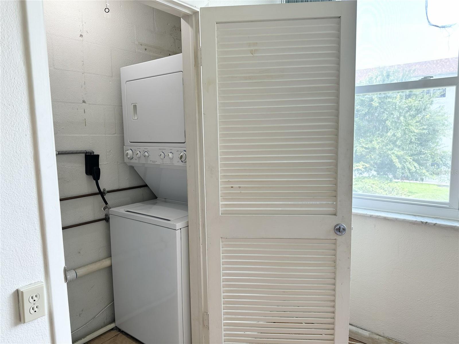 5728 14TH AVE N #206B, ST PETERSBURG, FL, 33710