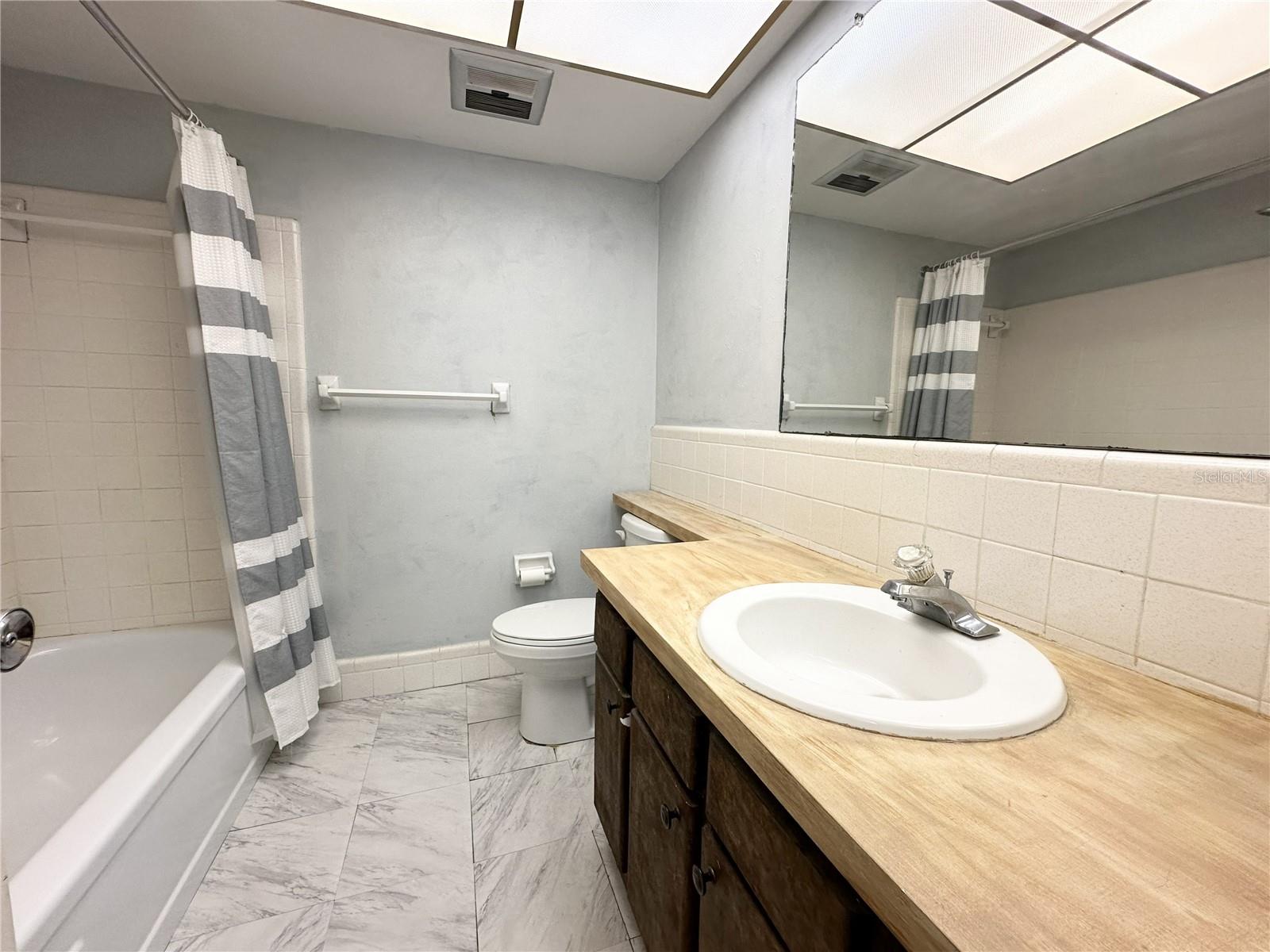 5728 14TH AVE N #206B, ST PETERSBURG, FL, 33710