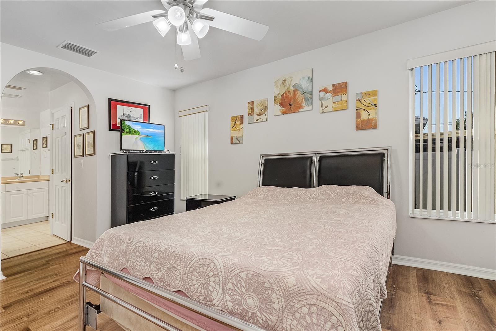 810 SW 10TH PL, CAPE CORAL, FL, 33991