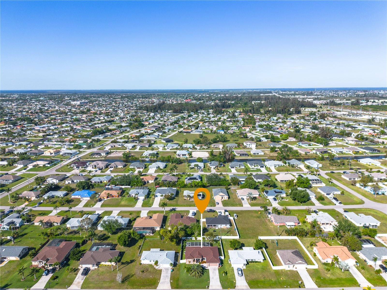 810 SW 10TH PL, CAPE CORAL, FL, 33991