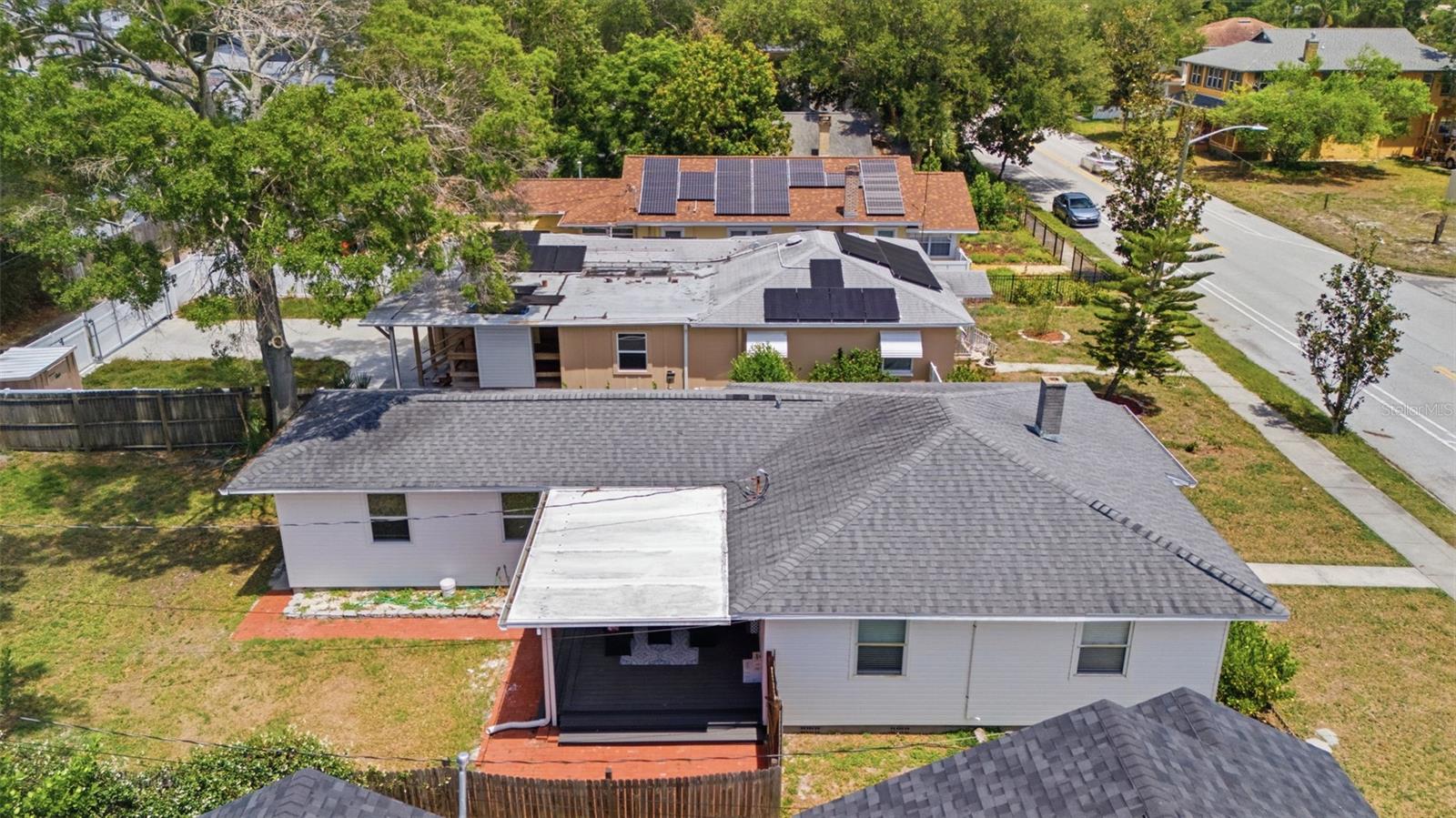 1337 34TH AVE N, ST PETERSBURG, FL, 33704
