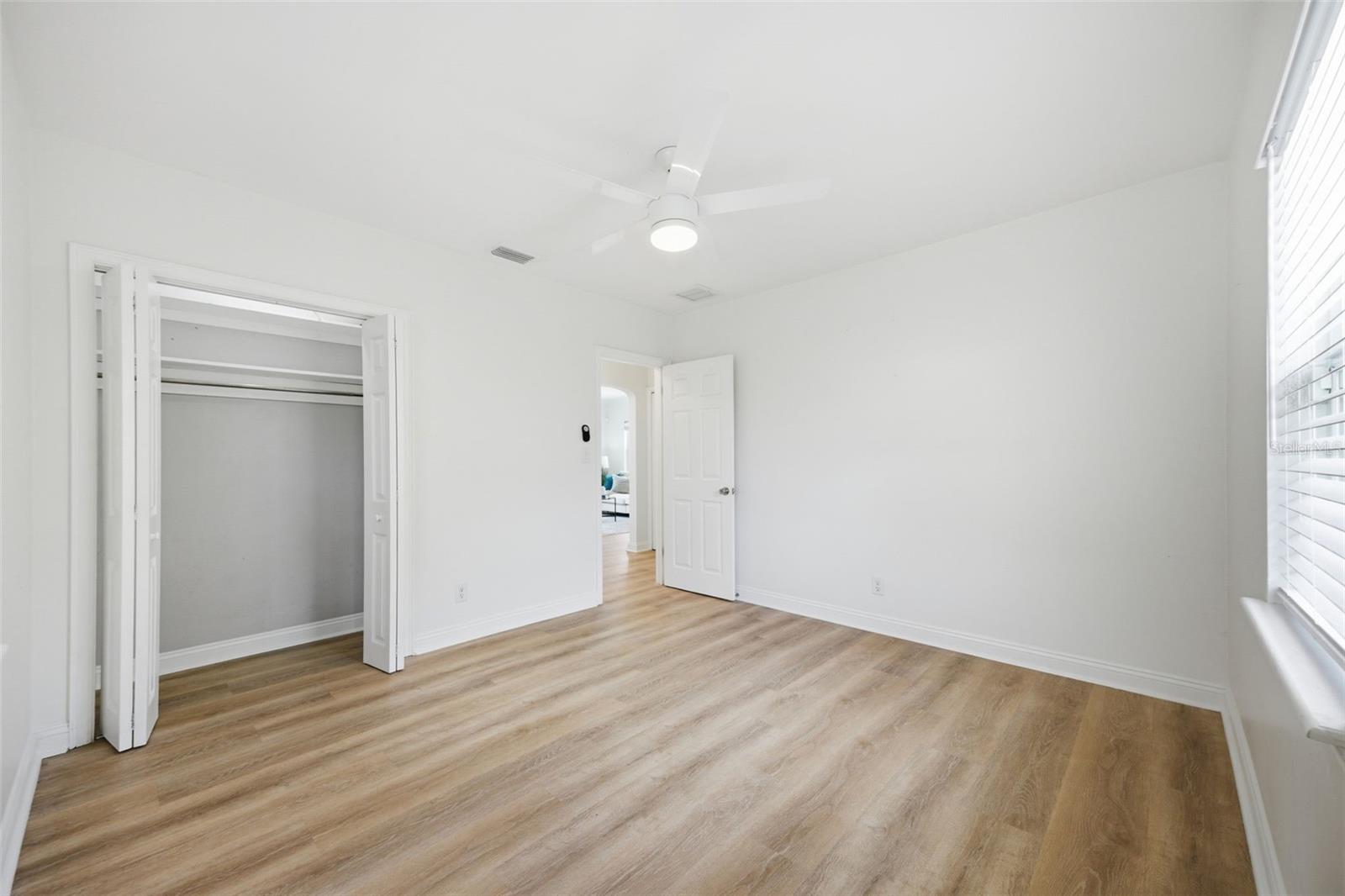 1337 34TH AVE N, ST PETERSBURG, FL, 33704