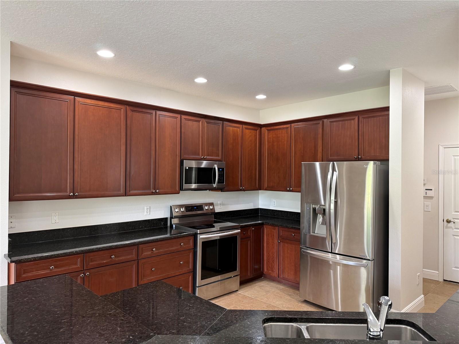 345 BEACON POINTE DR, OCOEE, FL, 34761