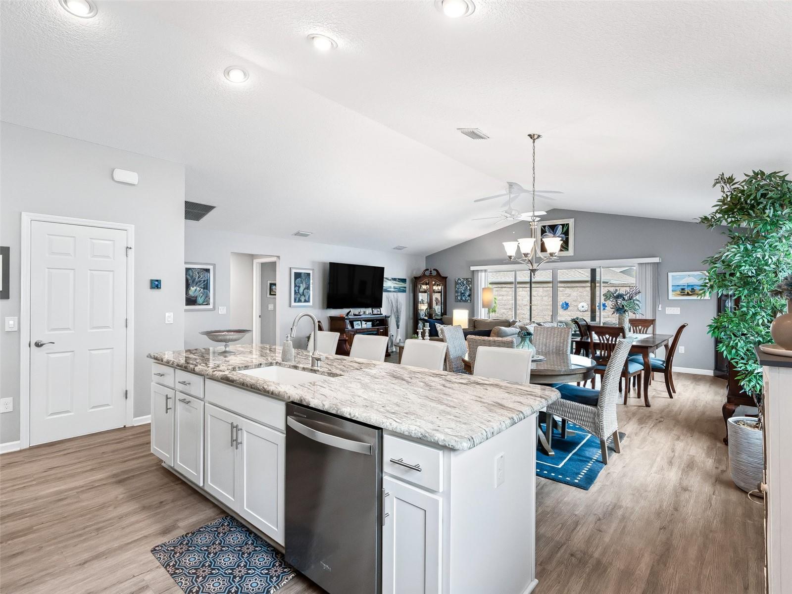 5672 GRIMES CT, THE VILLAGES, FL, 32163