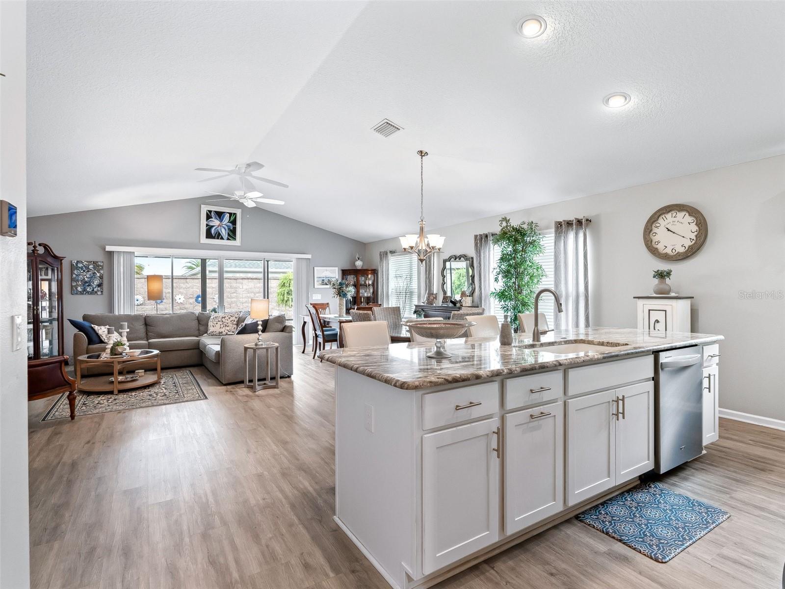 5672 GRIMES CT, THE VILLAGES, FL, 32163