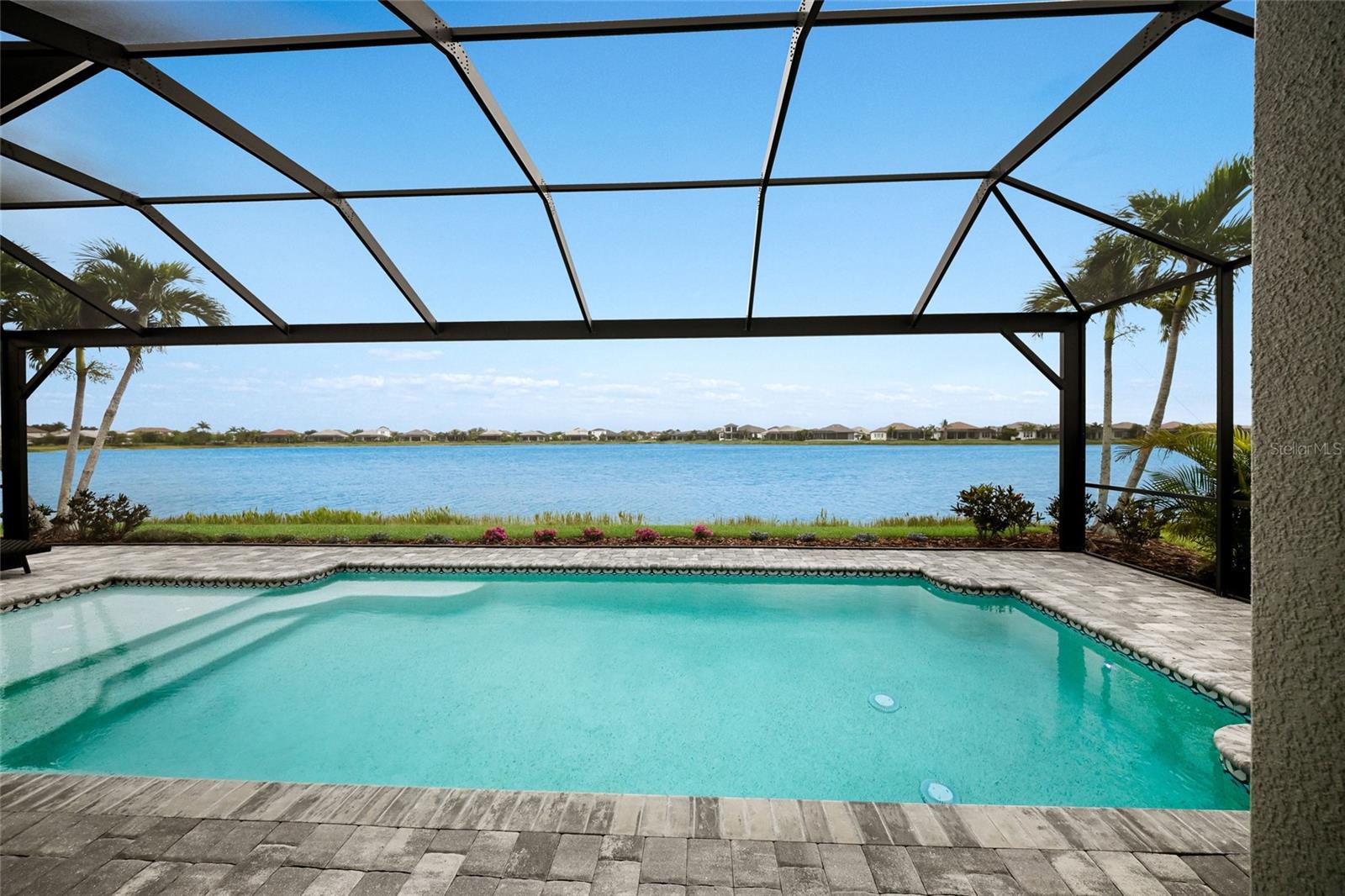 8092 GRANDE SHORES DR, SARASOTA, FL, 34240