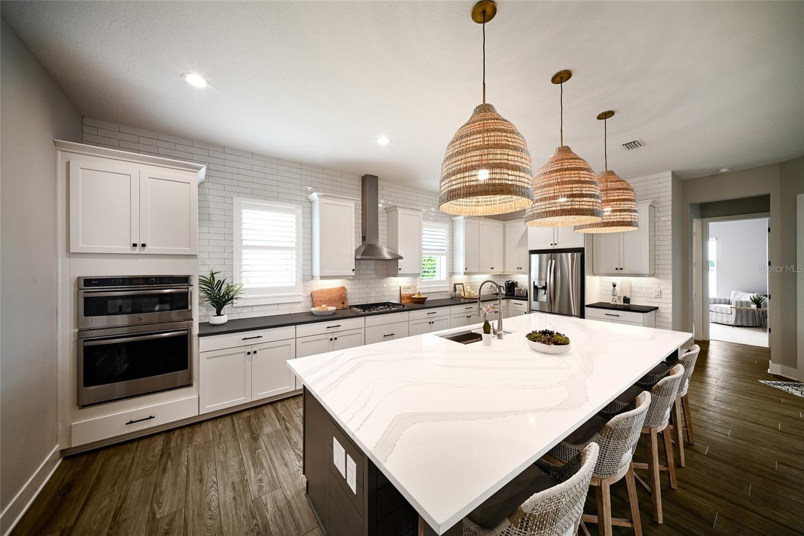 8092 GRANDE SHORES DR, SARASOTA, FL, 34240