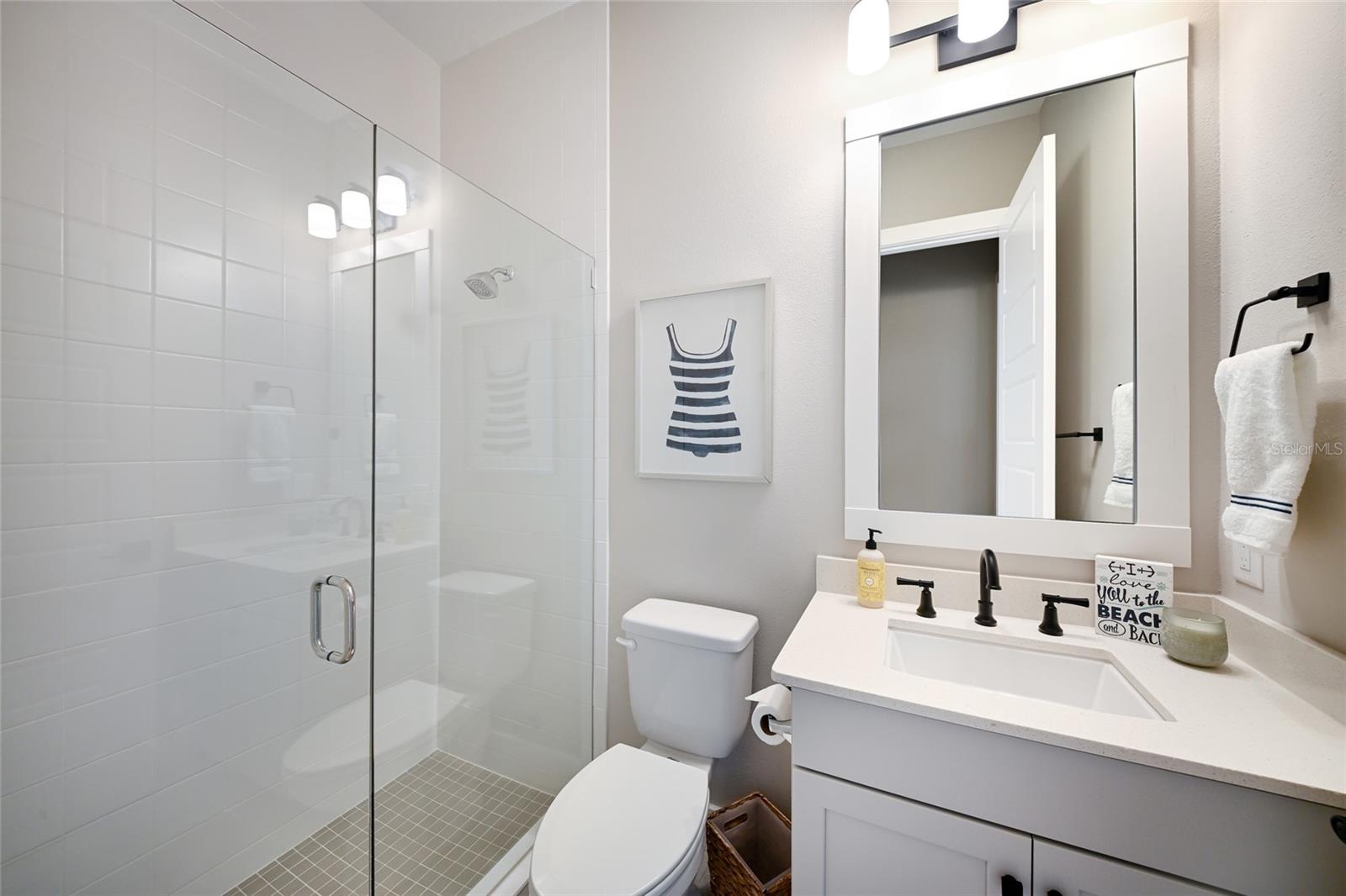8092 GRANDE SHORES DR, SARASOTA, FL, 34240