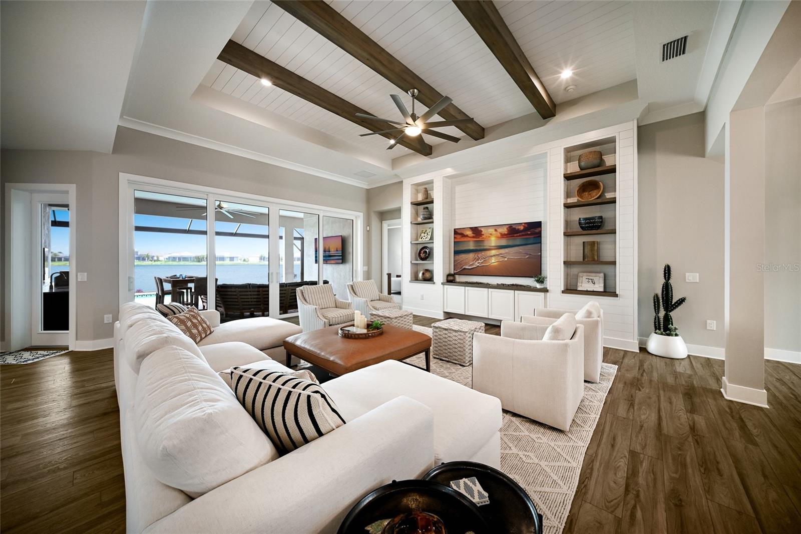 8092 GRANDE SHORES DR, SARASOTA, FL, 34240