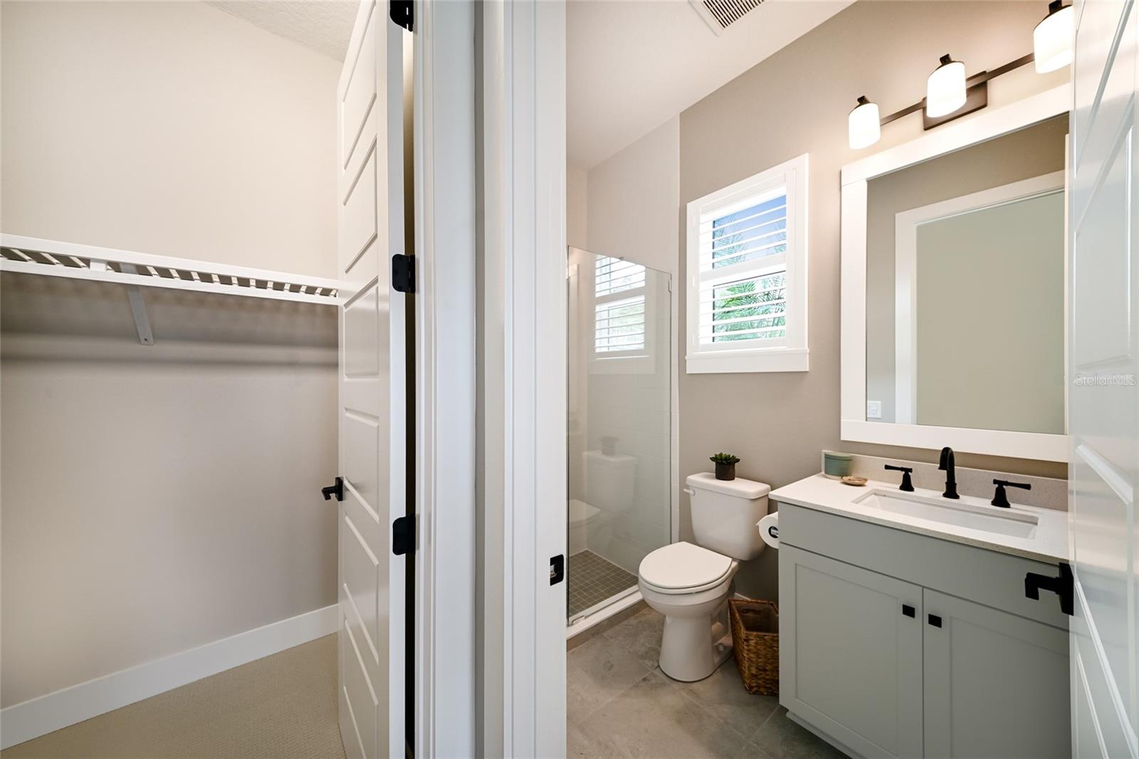 8092 GRANDE SHORES DR, SARASOTA, FL, 34240