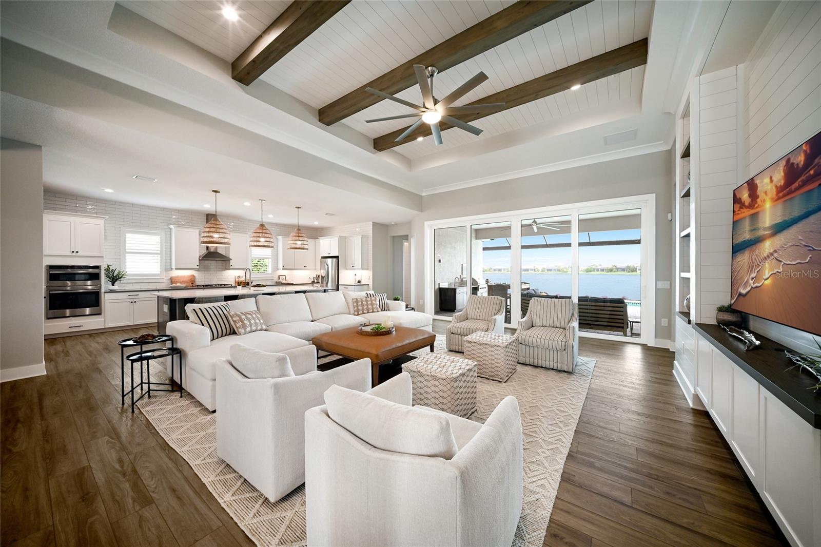 8092 GRANDE SHORES DR, SARASOTA, FL, 34240