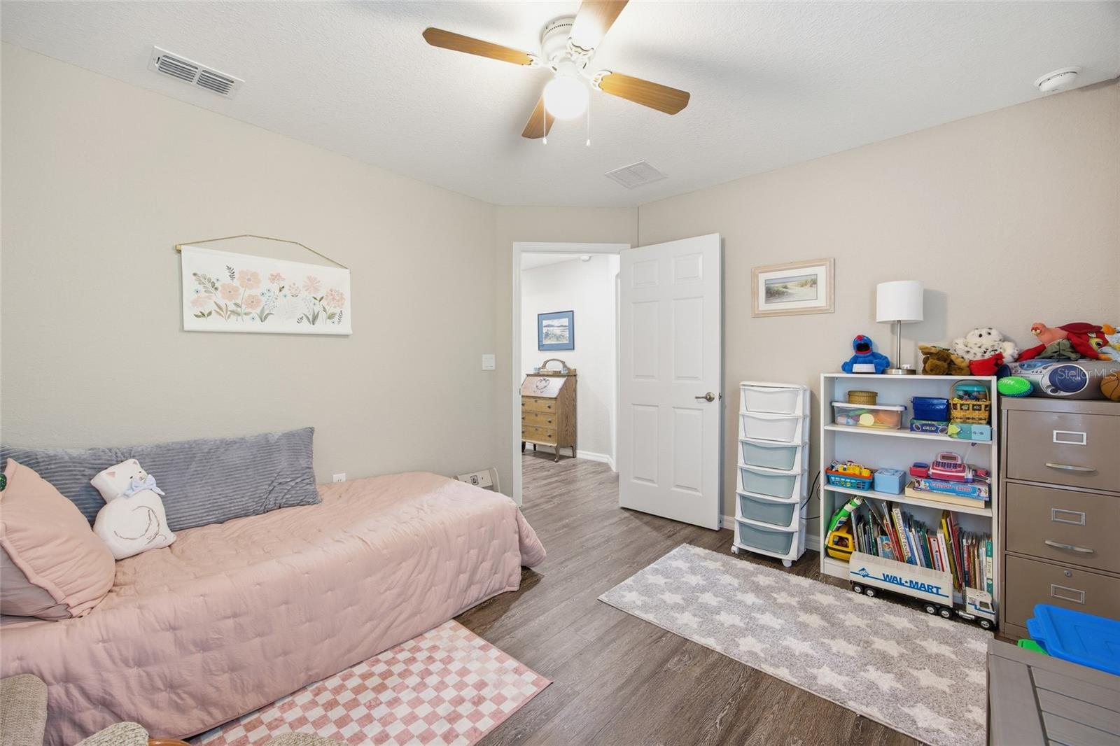 141 FISHER WAY, OCKLAWAHA, FL, 32179