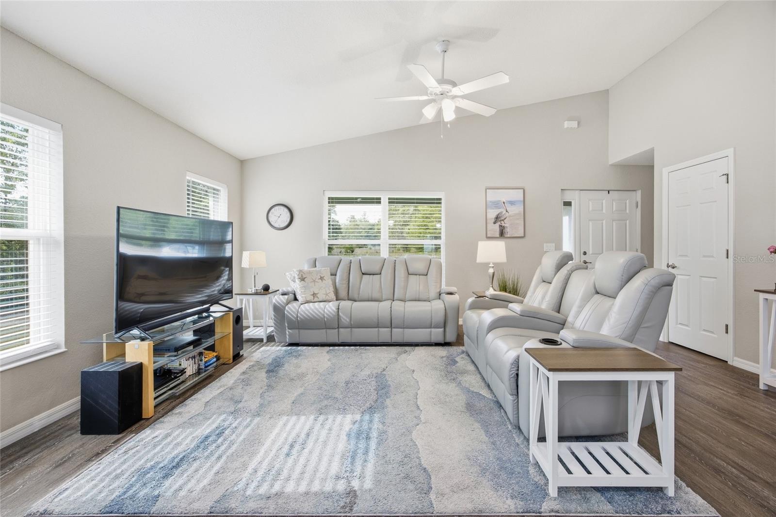 141 FISHER WAY, OCKLAWAHA, FL, 32179