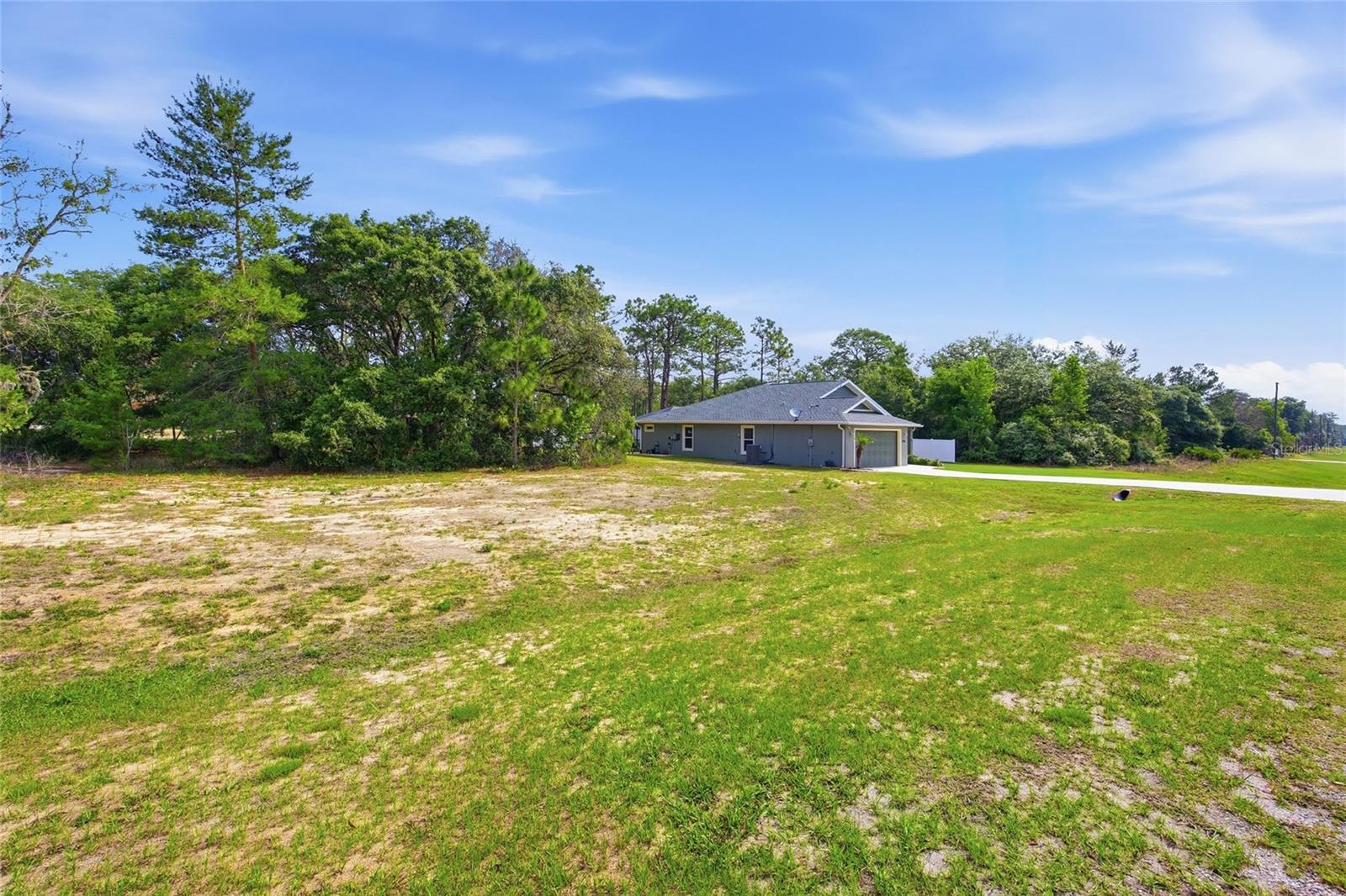 141 FISHER WAY, OCKLAWAHA, FL, 32179