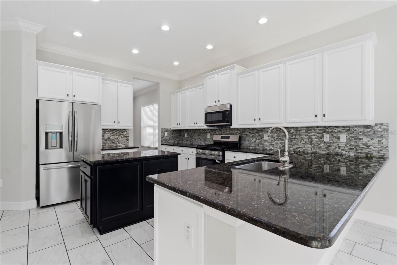30271 SOUTHERN WOOD COURT, WESLEY CHAPEL, FL, 33543