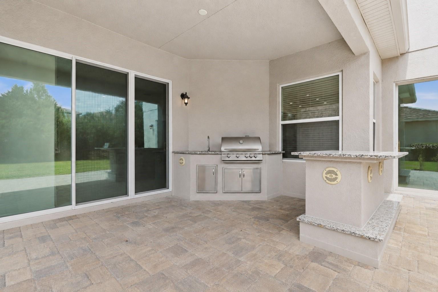 30271 SOUTHERN WOOD COURT, WESLEY CHAPEL, FL, 33543