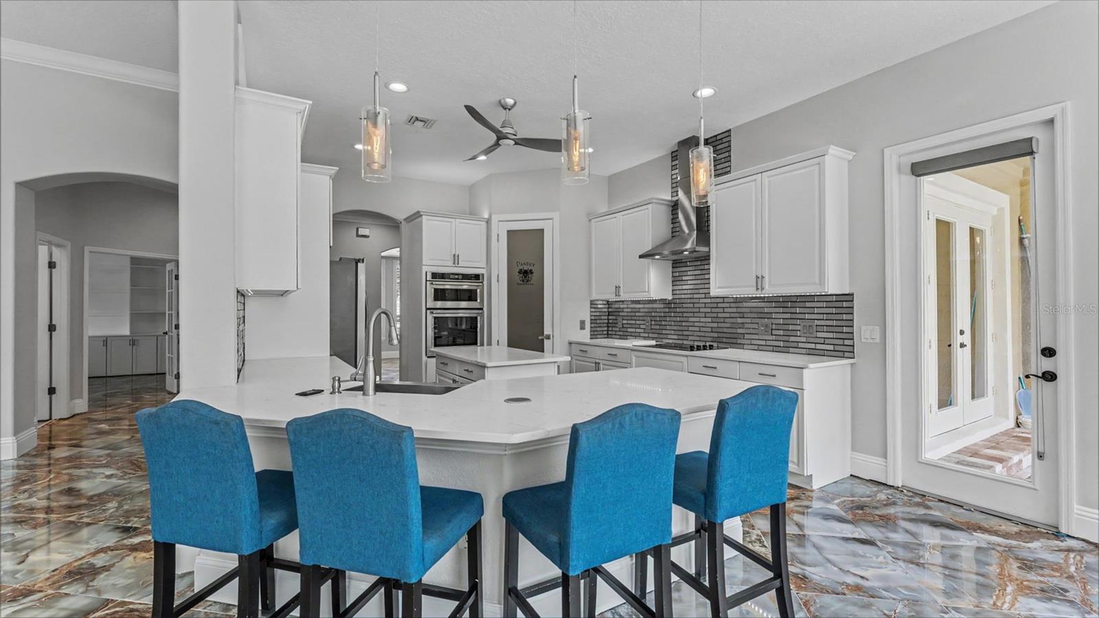 521 CHELSEA AVE, DAVENPORT, FL, 33837
