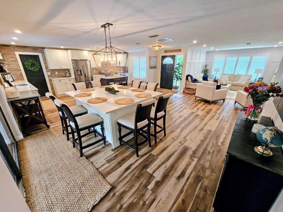 2186 OAK GROVE DR, CLEARWATER, FL, 33764