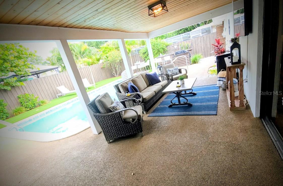 2186 OAK GROVE DR, CLEARWATER, FL, 33764
