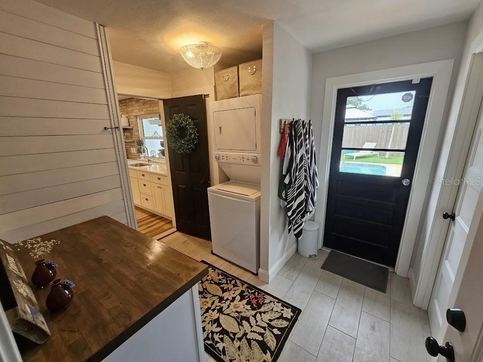 2186 OAK GROVE DR, CLEARWATER, FL, 33764