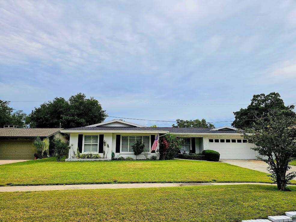 2186 OAK GROVE DR, CLEARWATER, FL, 33764
