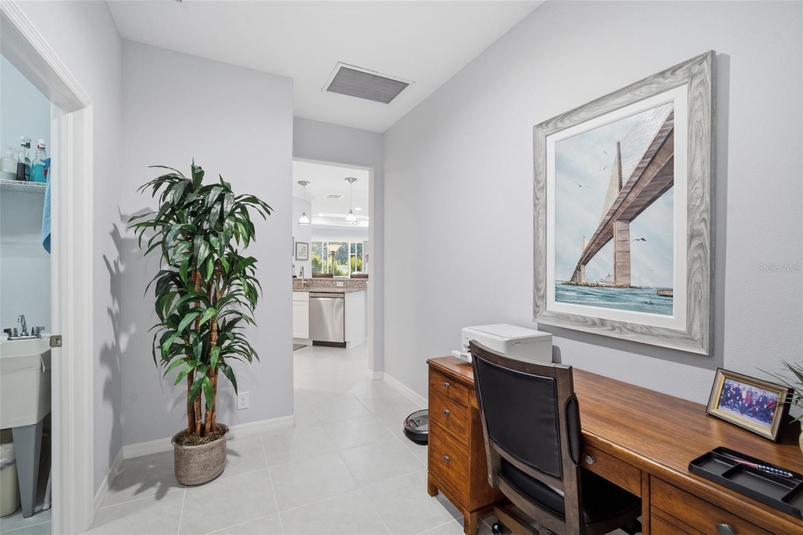 8111 PINE CREST ST, SEMINOLE, FL, 33777