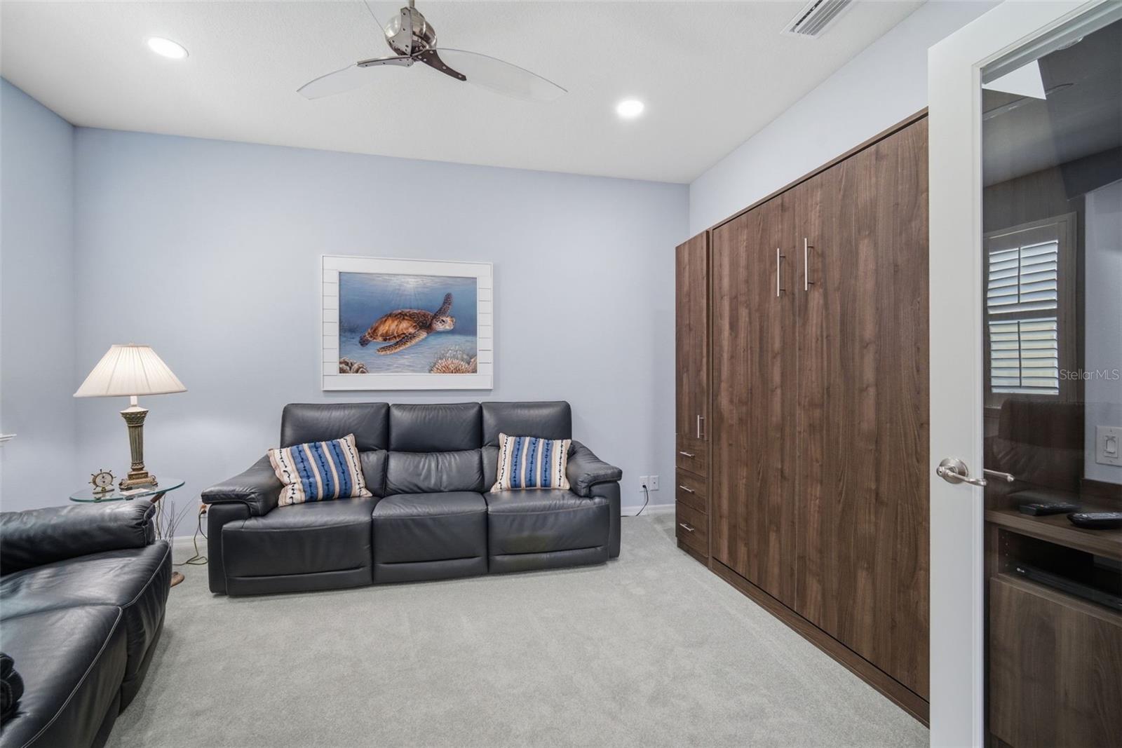 8111 PINE CREST ST, SEMINOLE, FL, 33777