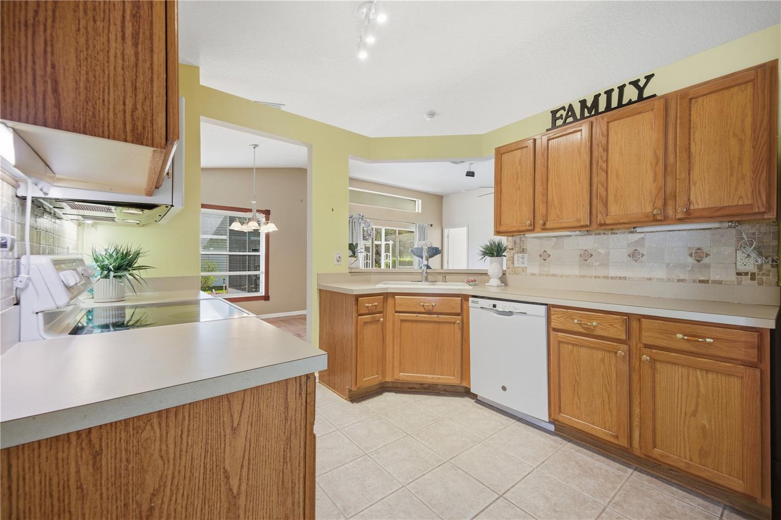 25337 LEXINGTON OAKS BLVD, WESLEY CHAPEL, FL, 33544