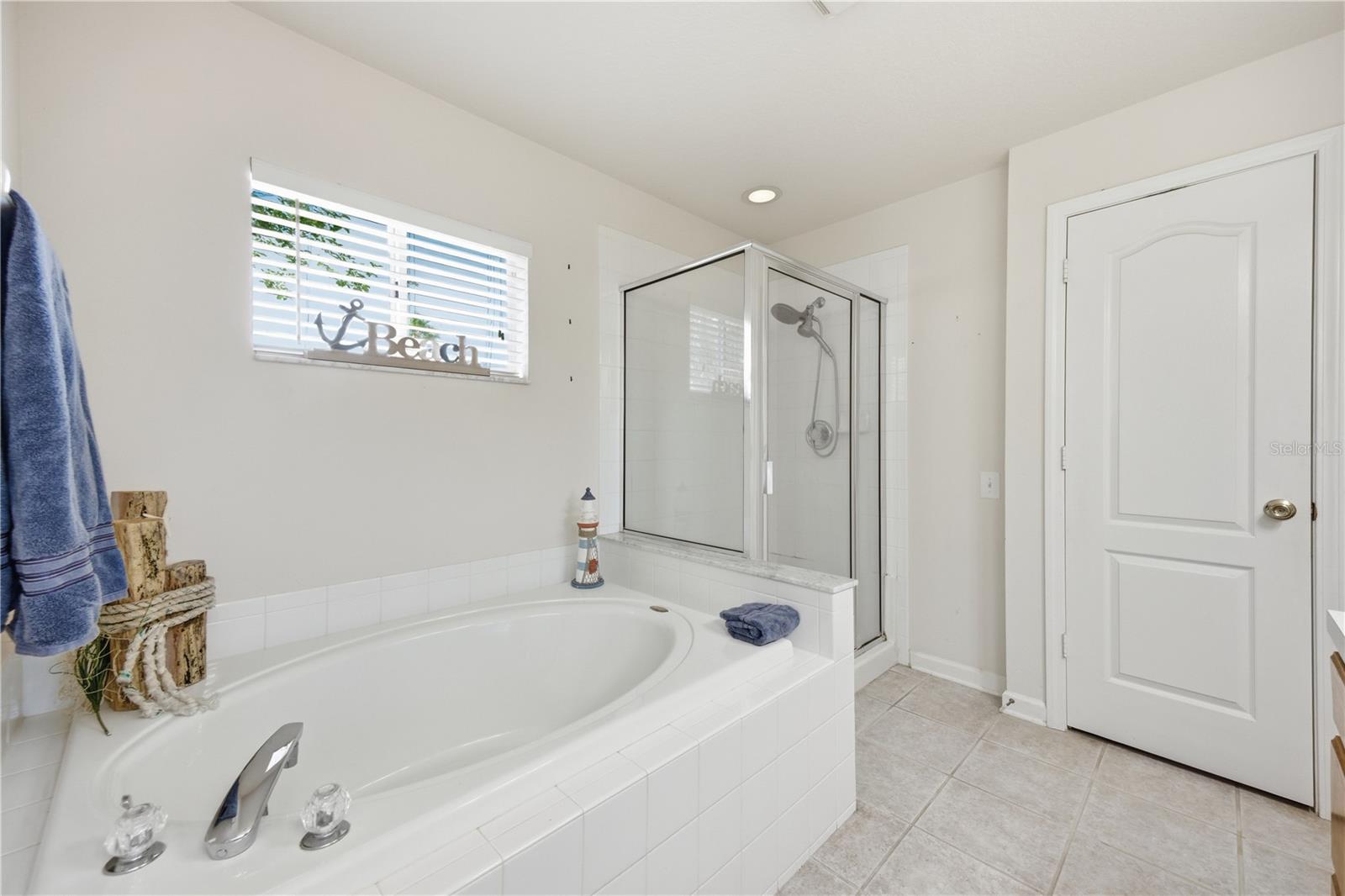 25337 LEXINGTON OAKS BLVD, WESLEY CHAPEL, FL, 33544