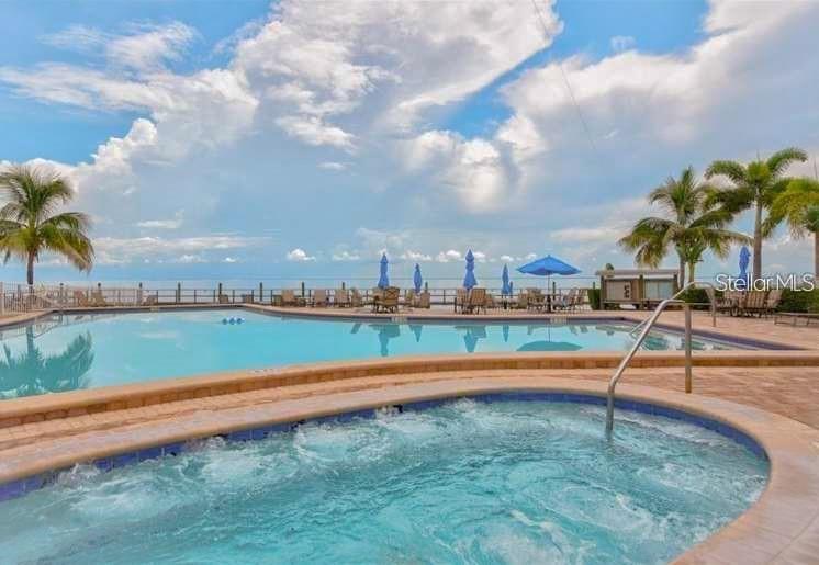 5280 COQUINA KEY DR SE #A furnished seasonal, ST PETERSBURG, FL, 33705