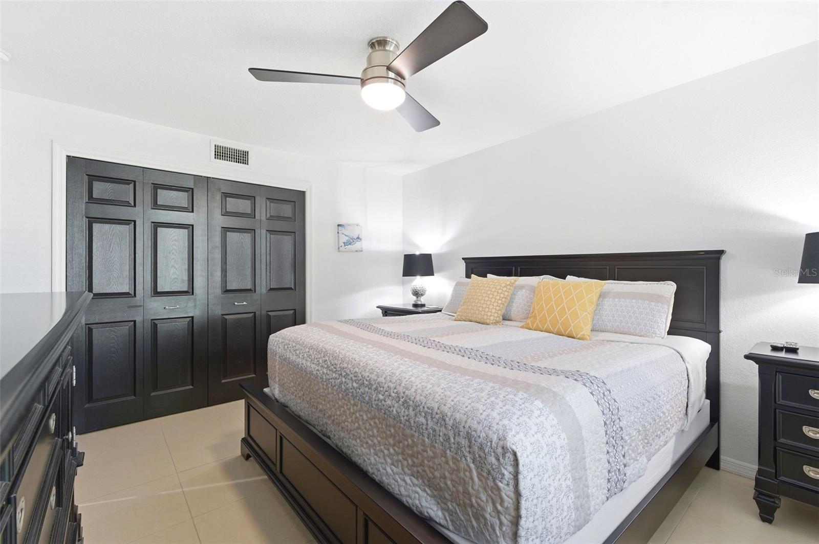 5280 COQUINA KEY DR SE #A furnished seasonal, ST PETERSBURG, FL, 33705