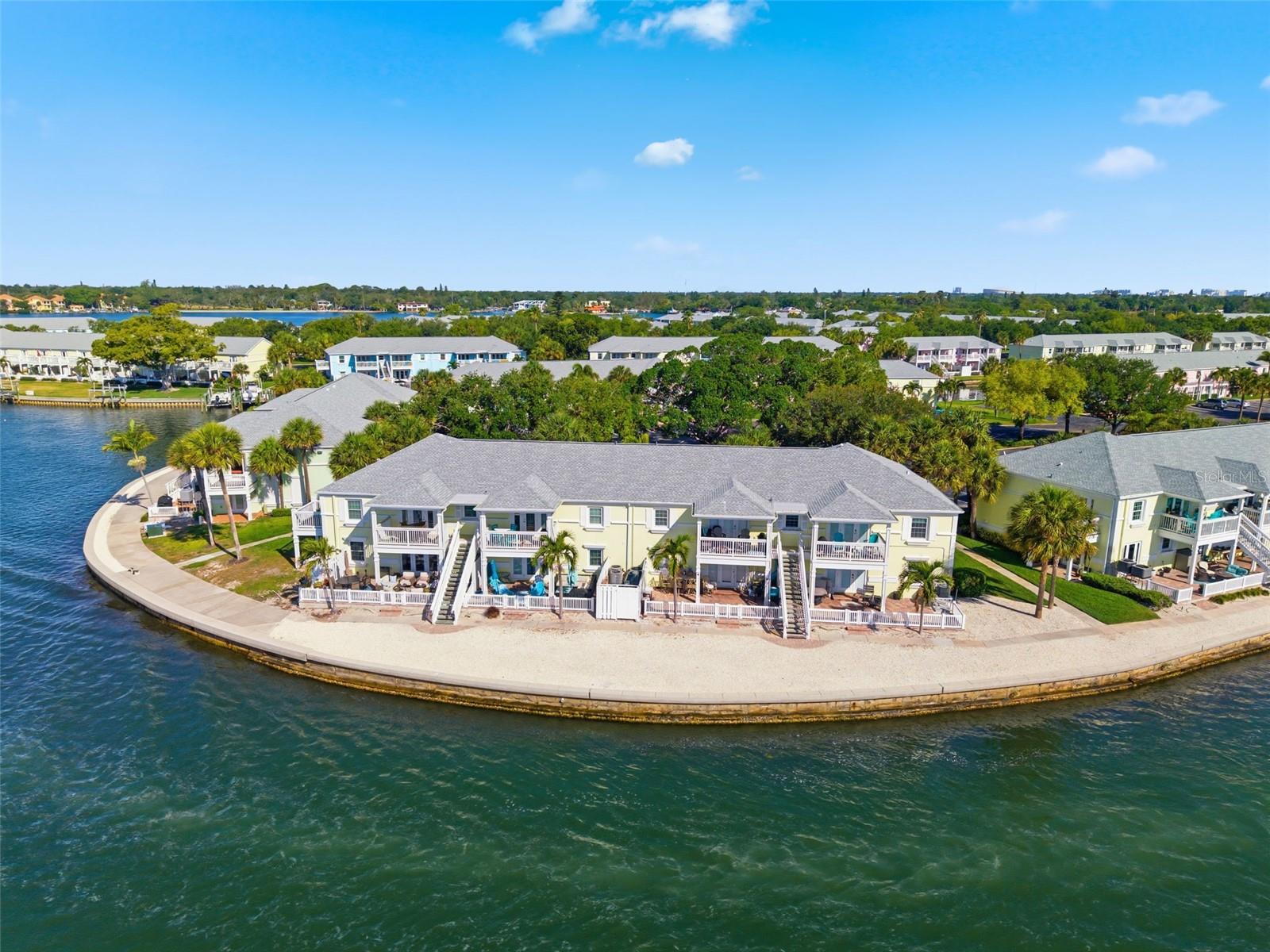 5280 COQUINA KEY DR SE #A furnished seasonal, ST PETERSBURG, FL, 33705