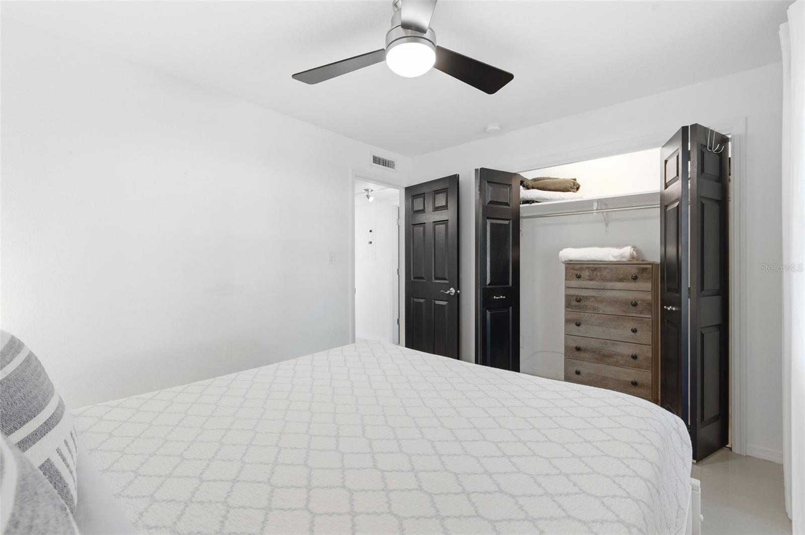 5280 COQUINA KEY DR SE #A furnished seasonal, ST PETERSBURG, FL, 33705
