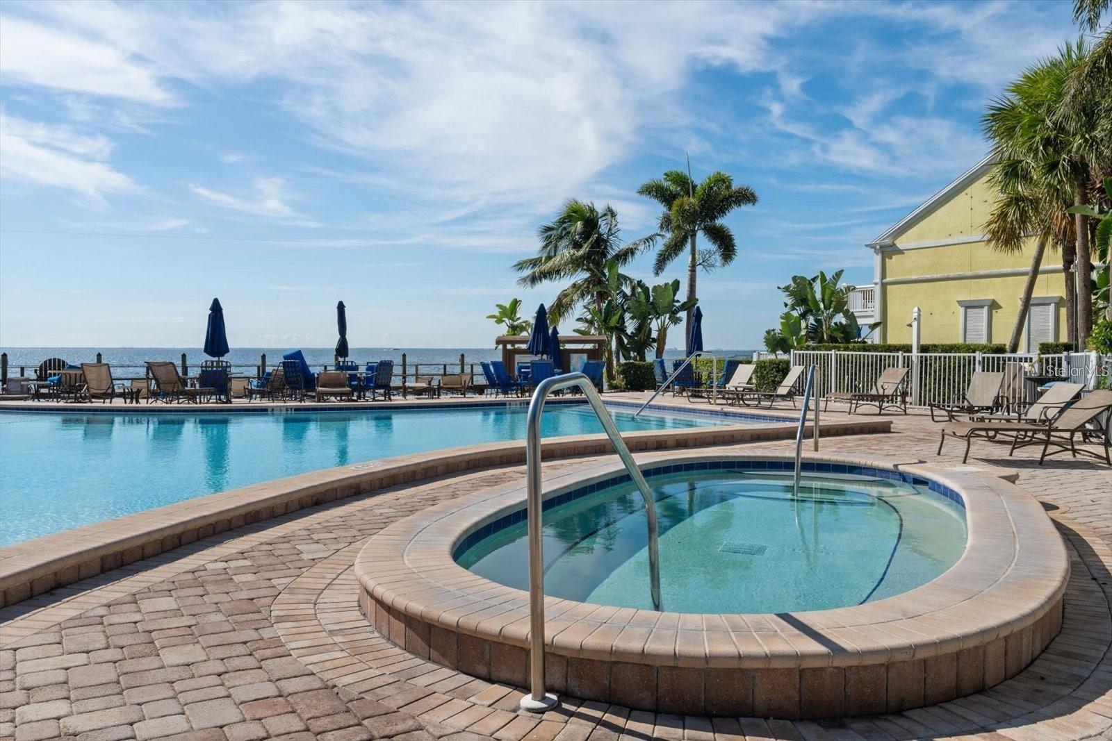 5280 COQUINA KEY DR SE #A furnished seasonal, ST PETERSBURG, FL, 33705