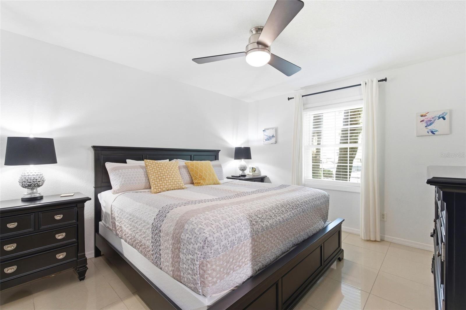 5280 COQUINA KEY DR SE #A furnished seasonal, ST PETERSBURG, FL, 33705