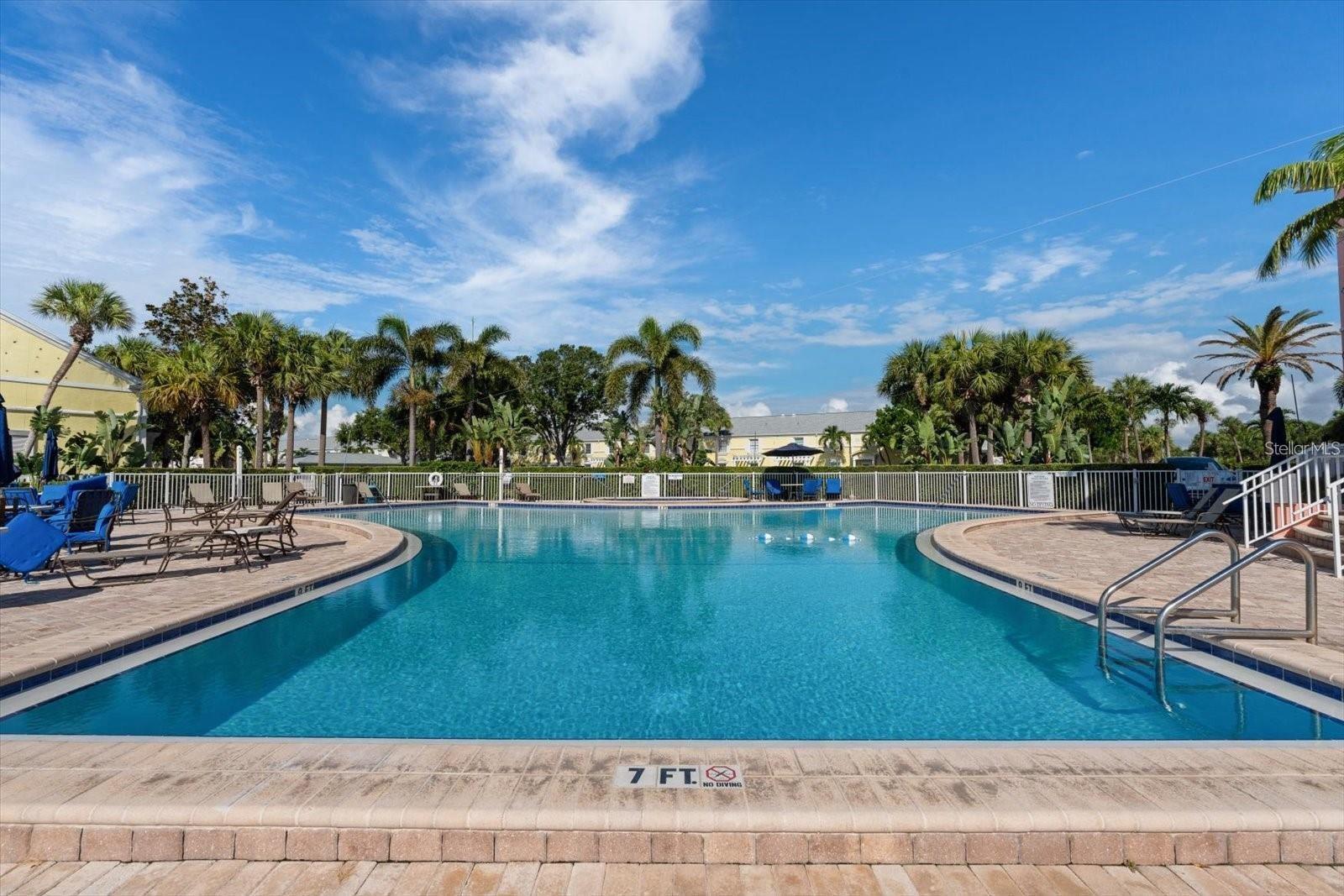 5280 COQUINA KEY DR SE #A furnished seasonal, ST PETERSBURG, FL, 33705
