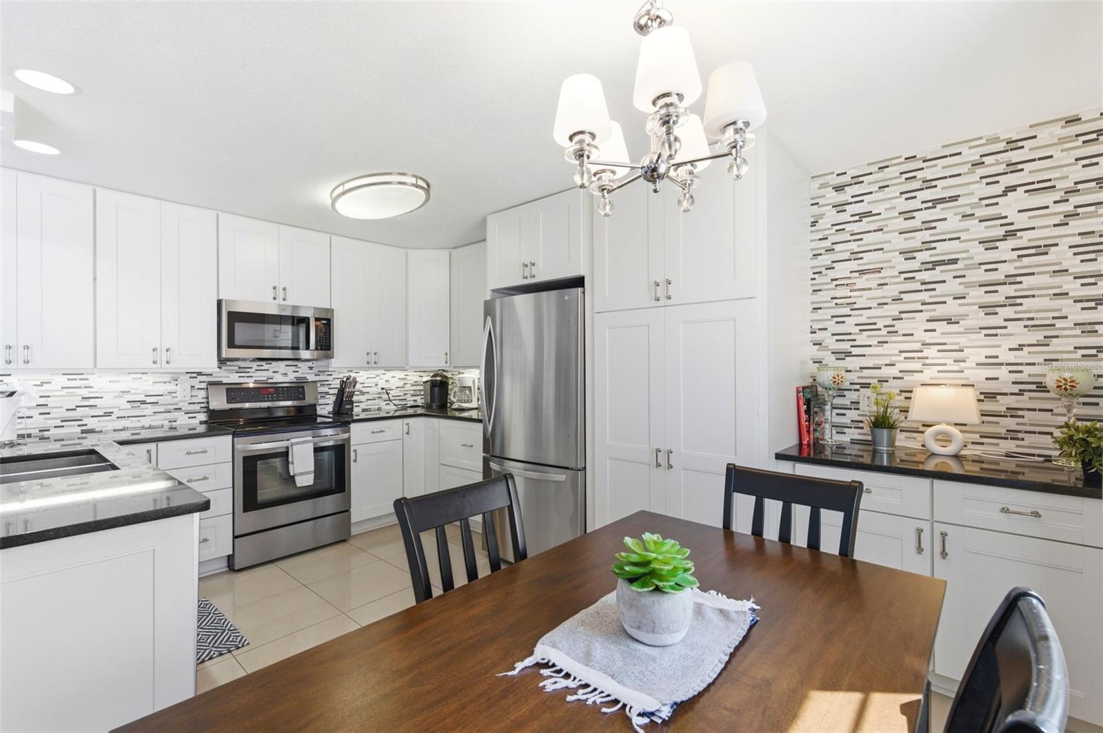 5280 COQUINA KEY DR SE #A furnished seasonal, ST PETERSBURG, FL, 33705