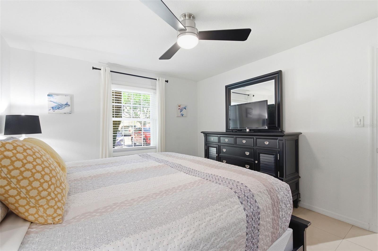 5280 COQUINA KEY DR SE #A furnished seasonal, ST PETERSBURG, FL, 33705