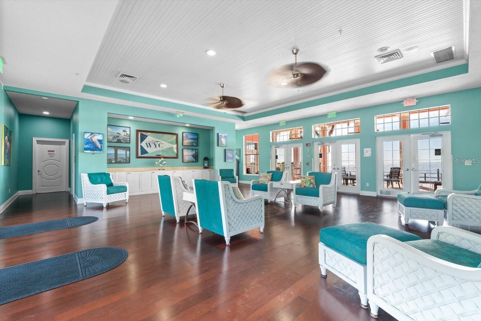 5280 COQUINA KEY DR SE #A furnished seasonal, ST PETERSBURG, FL, 33705