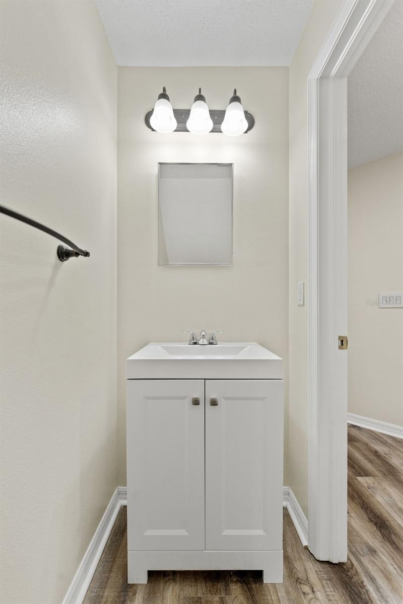 8421 EDGEWATER PLACE BLVD, TAMPA, FL, 33615