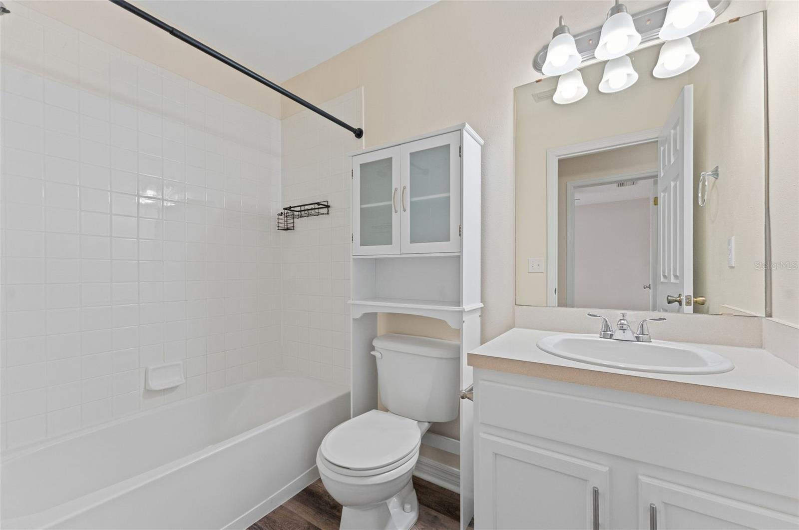 8421 EDGEWATER PLACE BLVD, TAMPA, FL, 33615