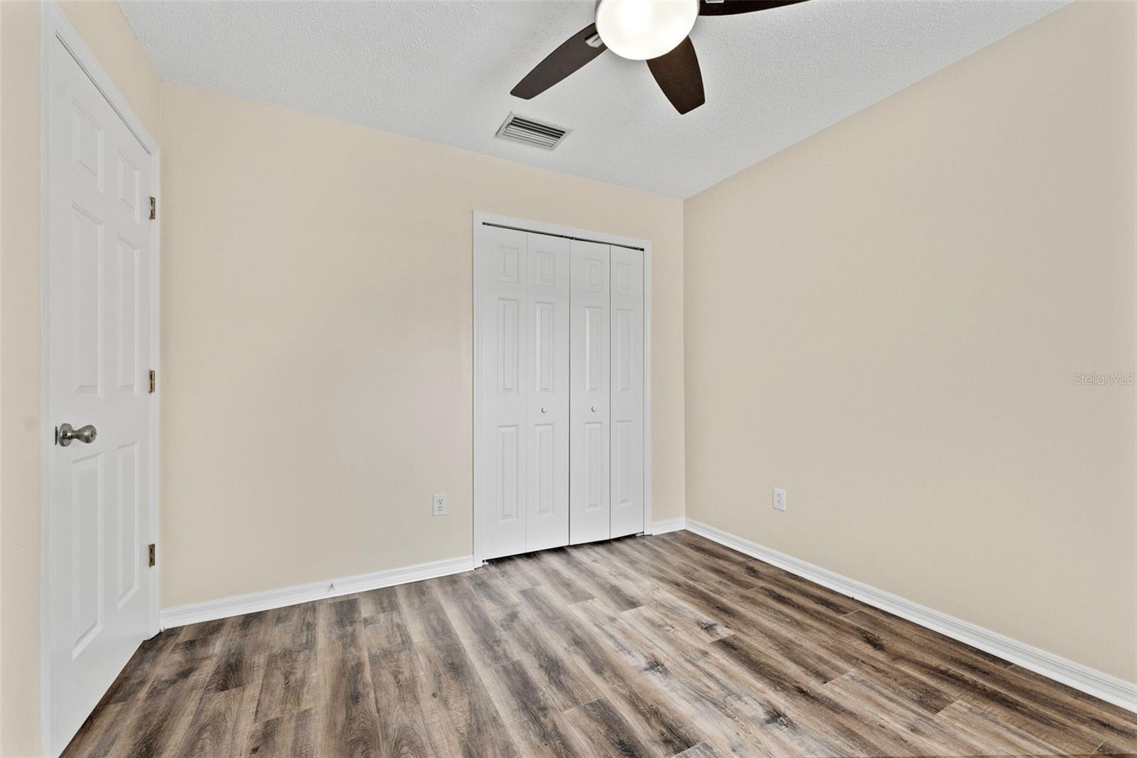 8421 EDGEWATER PLACE BLVD, TAMPA, FL, 33615